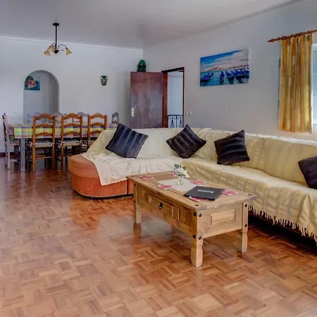 Montenegro - Superbly Located Family Villa *