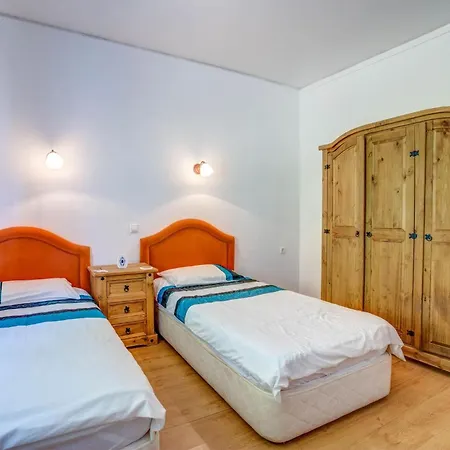 Montenegro - Superbly Located Family * Carvoeiro (Lagoa)