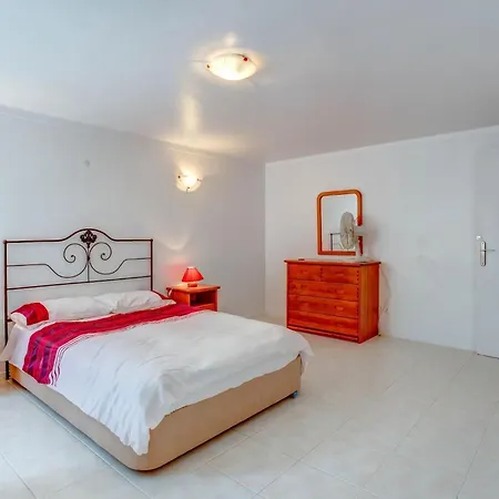 Villa Montenegro - Superbly Located Family Carvoeiro (Lagoa)