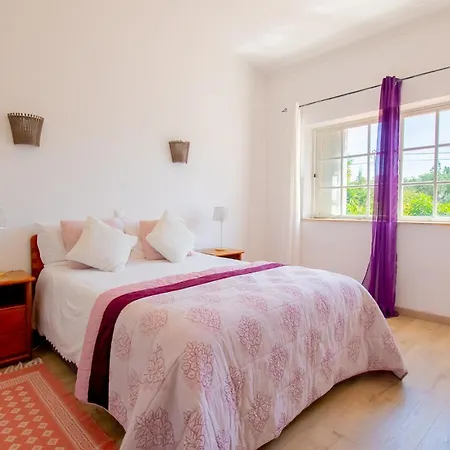 Montenegro - Superbly Located Family Villa Carvoeiro (Lagoa)