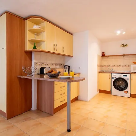 Montenegro - Superbly Located Family Carvoeiro (Lagoa)