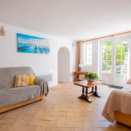 Montenegro - Superbly Located Family Villa