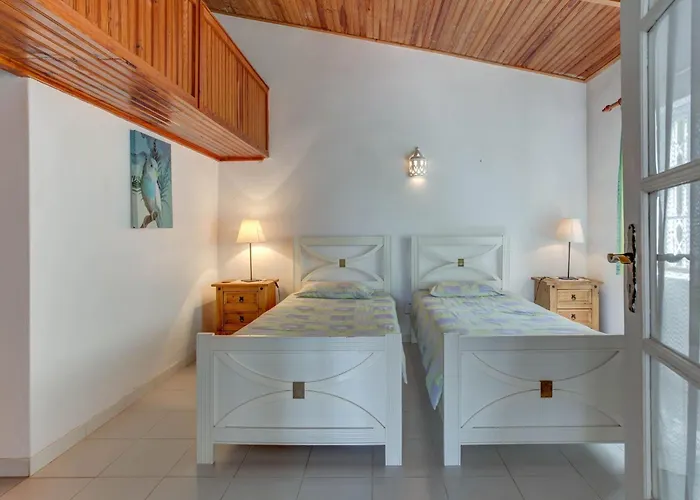 Montenegro - Superbly Located Family *