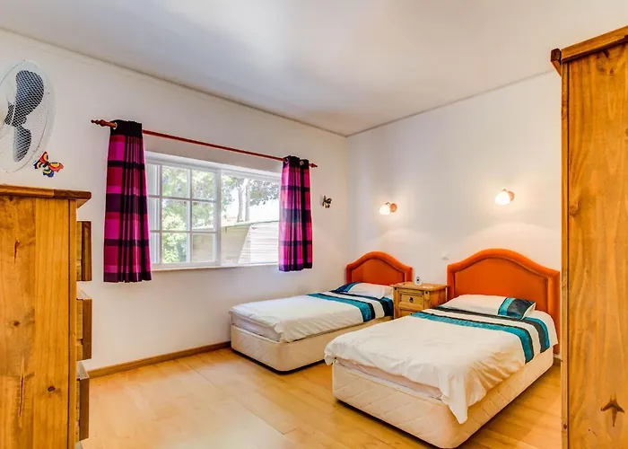 Montenegro - Superbly Located Family *